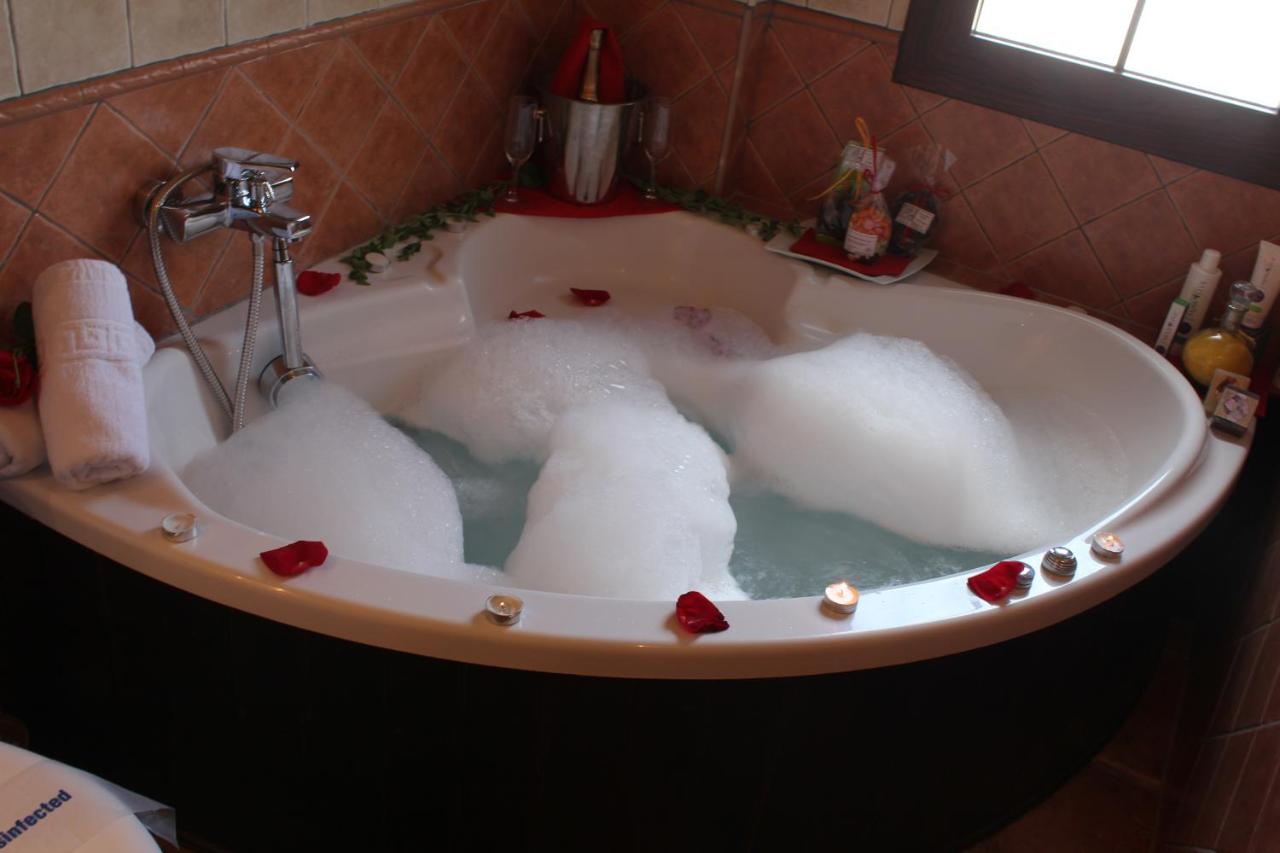 hotelvalledelturilla-galeria-jacuzzi